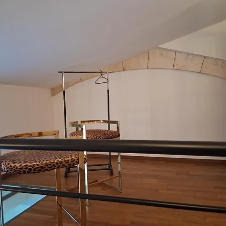 Chateau De Champdolent