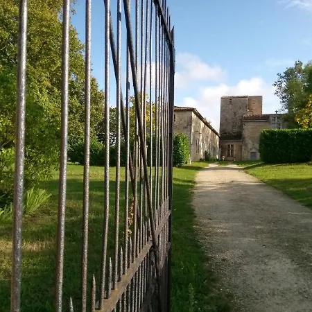 Отель Chateau De