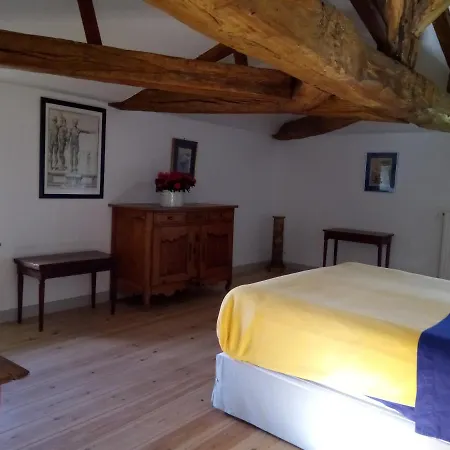 Hotel Chateau De Champdolent