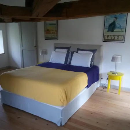 Hotel Chateau De Champdolent