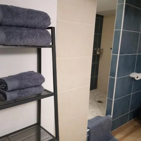 Hotel Chateau De Champdolent