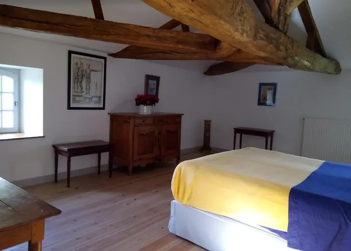 Hotel Chateau De Champdolent